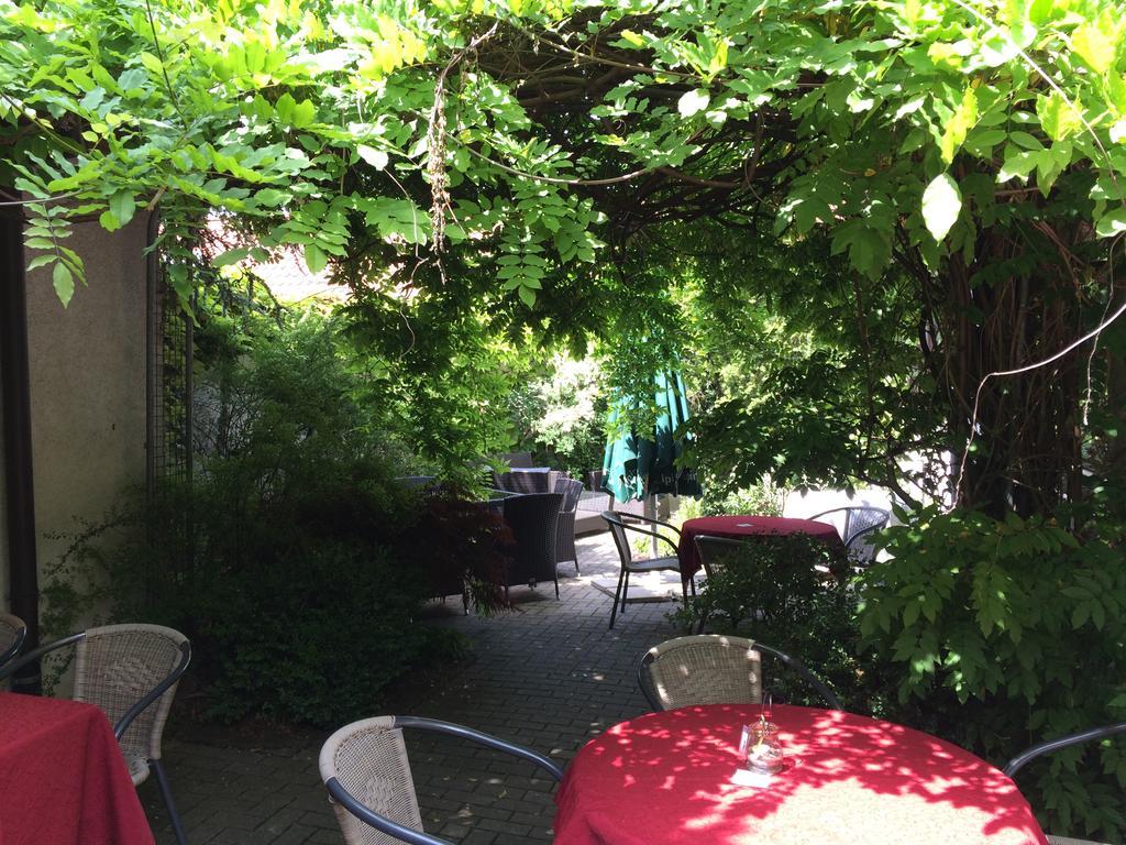 Hotel Stadt Tubingen Ngoại thất bức ảnh