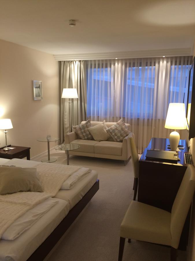Hotel Stadt Tubingen Ngoại thất bức ảnh