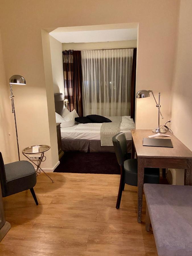 Hotel Stadt Tubingen Ngoại thất bức ảnh